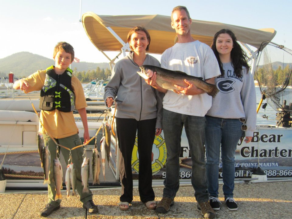 1st_winner_of_lucky_lunker_contest_2012